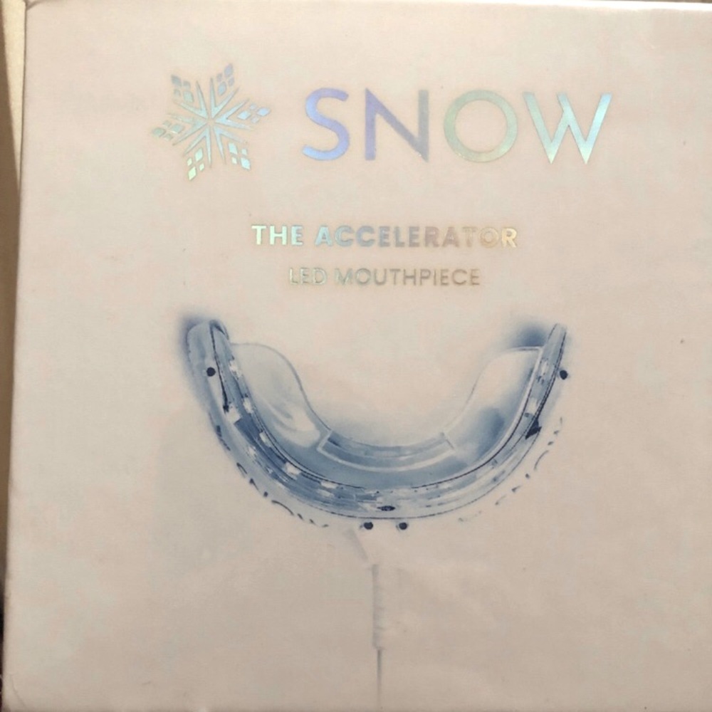 Brand new snow whitening kit